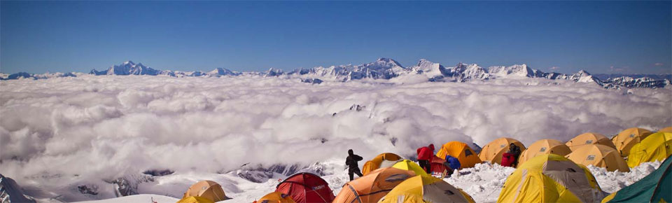 Everest Expedition (8,848m) in Tibet]